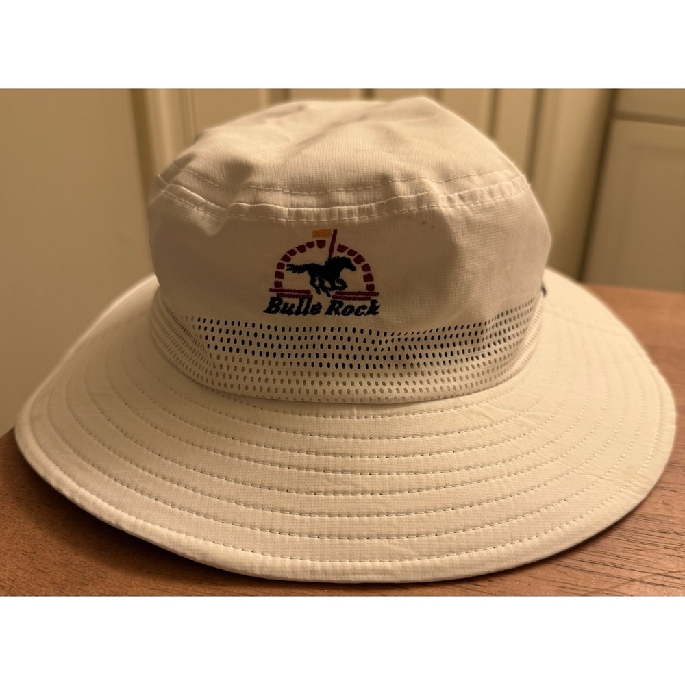 Callaway Golf White Bulle Rock Golf Course Bucket Hat/ Floppy Hat.